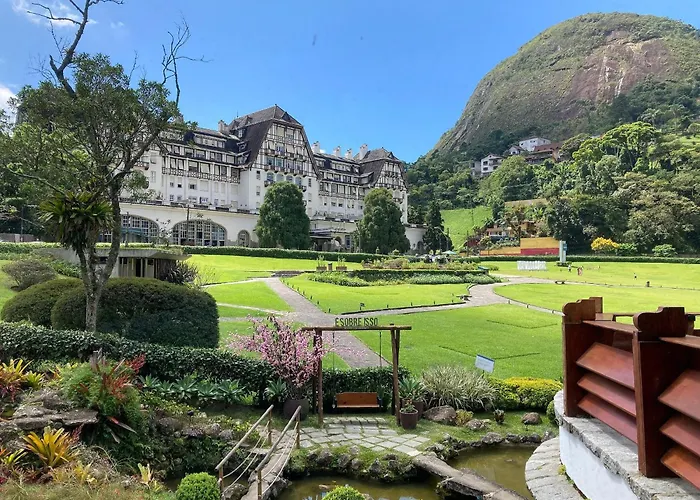 Suite No Palacio Quitandinha Com Vista Para O Lago